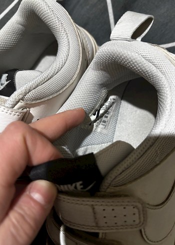 Beyaz kadın nike Spor Ayakkabı Velcro - Görsel 2