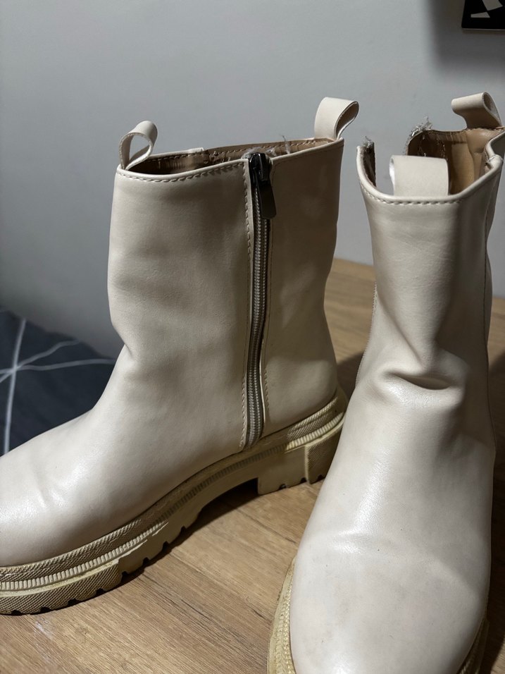 Beyaz Platform Topuklu Kadın Bot - Görsel 3