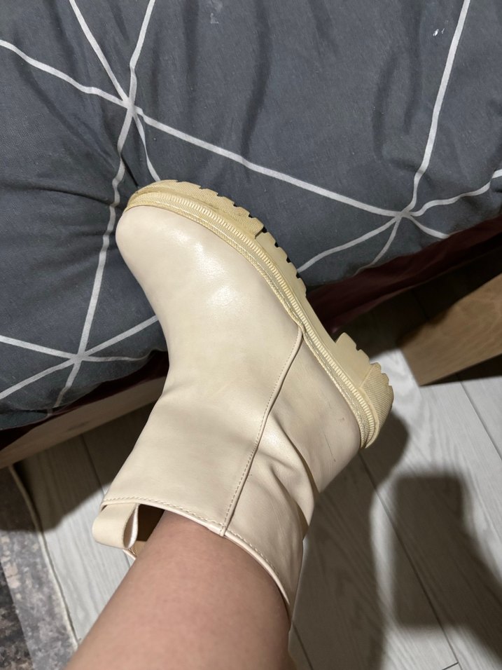 Beyaz Platform Topuklu Kadın Bot - Görsel 4