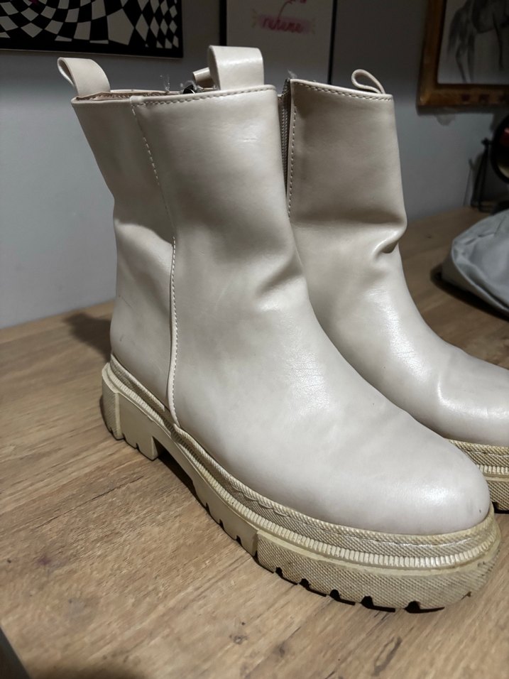 Beyaz Platform Topuklu Kadın Bot - Görsel 2