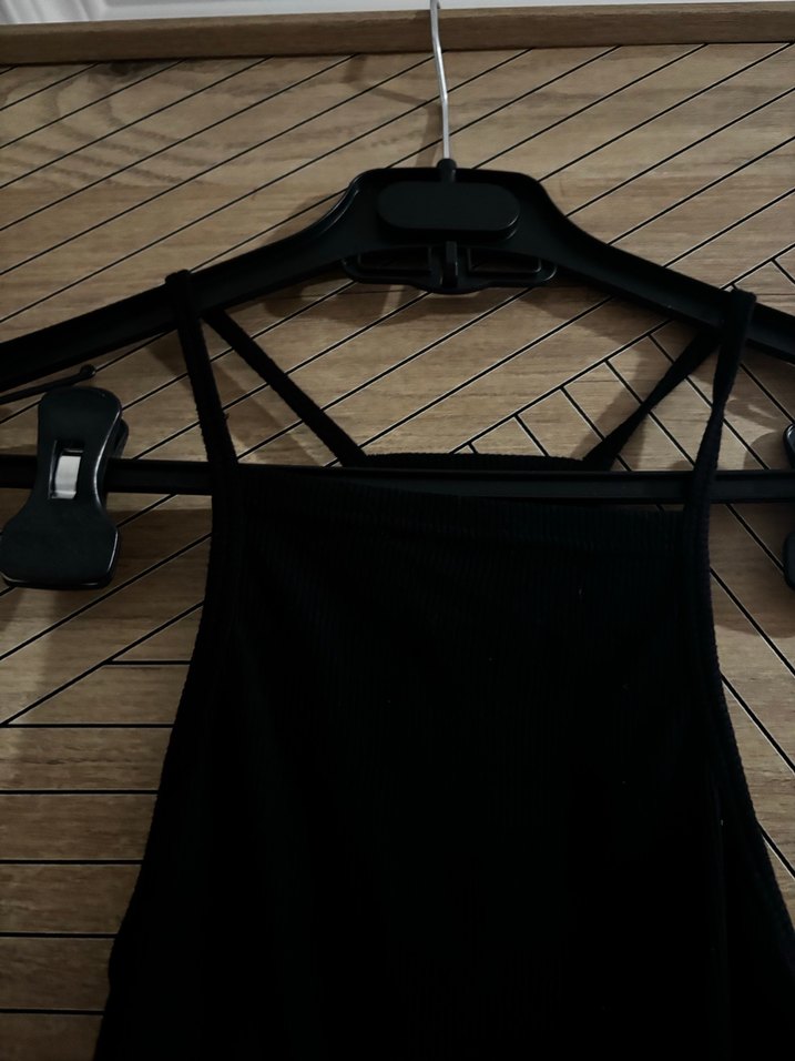 Siyah İnce Askılı Mini Atlet - Görsel 2