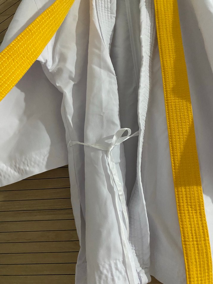 Sarı Kuşaklı Beyaz kickboks önlüğü - Görsel 3