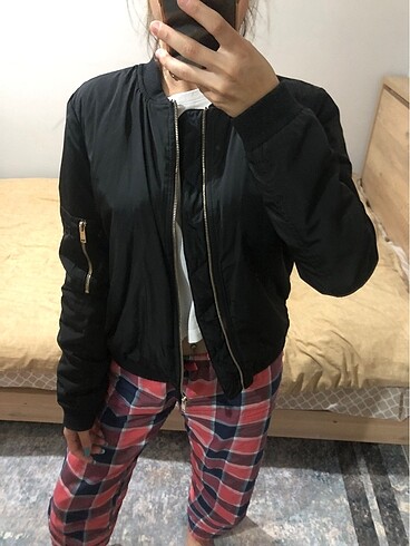 34 Beden siyah Renk Siyah koton bomber ceket