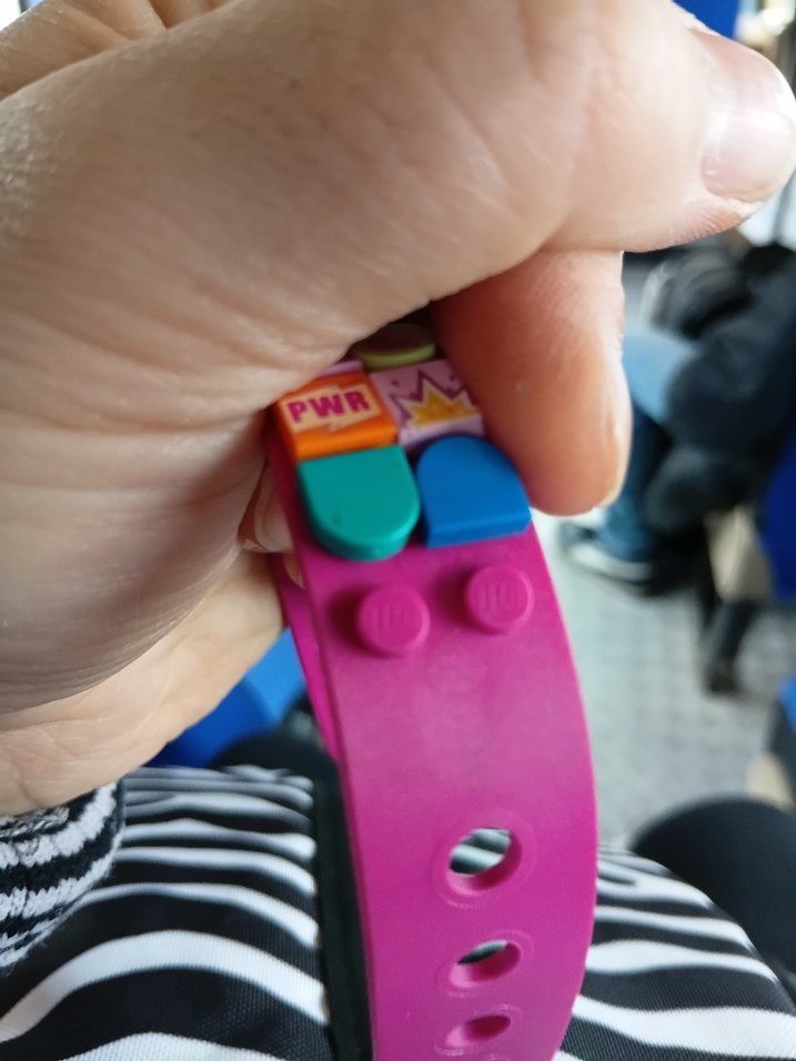 LEGO DOTS Güç Bilekliği 41919 - Kendin Yap Takı Seti - Görsel 5