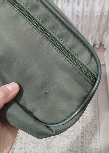 Fermuarlı Kadın Makyaj Çantası - Görsel 3