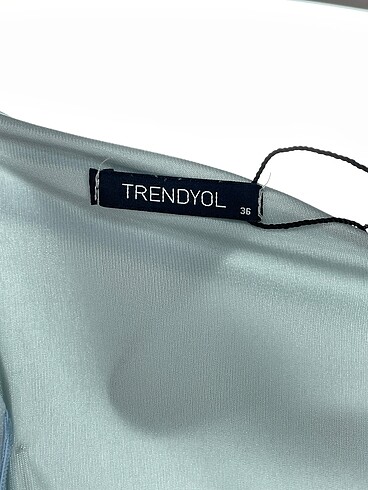 36 Beden mavi Renk Trendyol & Milla Uzun Tulum %70 İndirimli.
