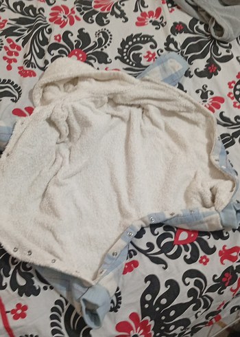 Düğmeli Kapüşonlu Bebek Tulumu - Görsel 3