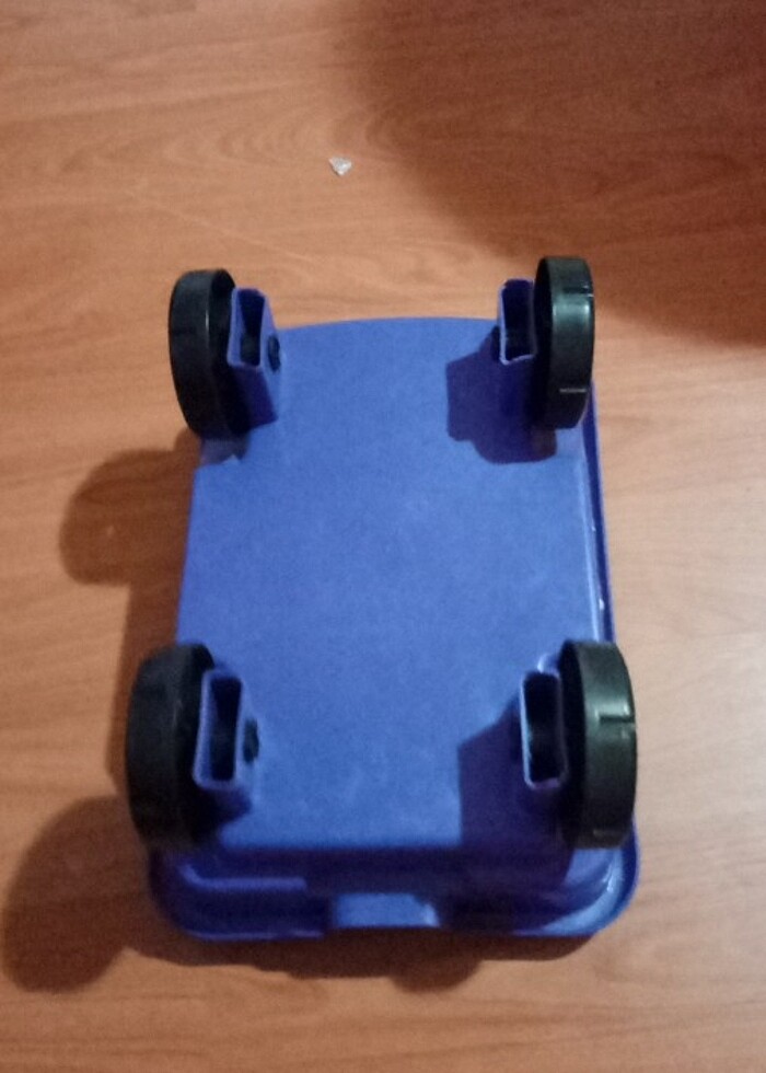 Oyuncak araba  - Görsel 3