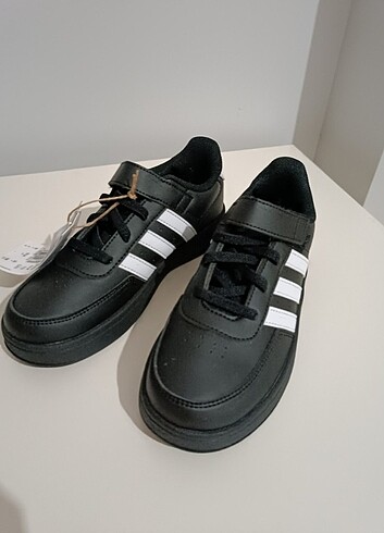 Adidas erkek çocuk ayakkabı 