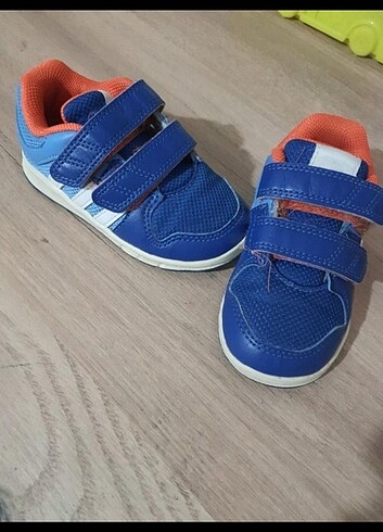 Adidas 22 no
