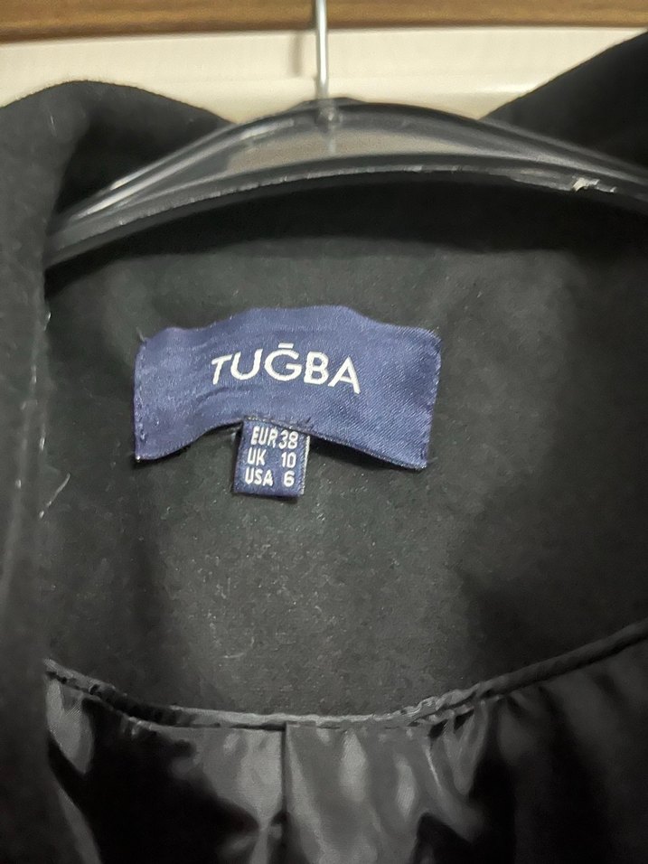 Siyah Düğmeli Uzun Kaban - Görsel 2