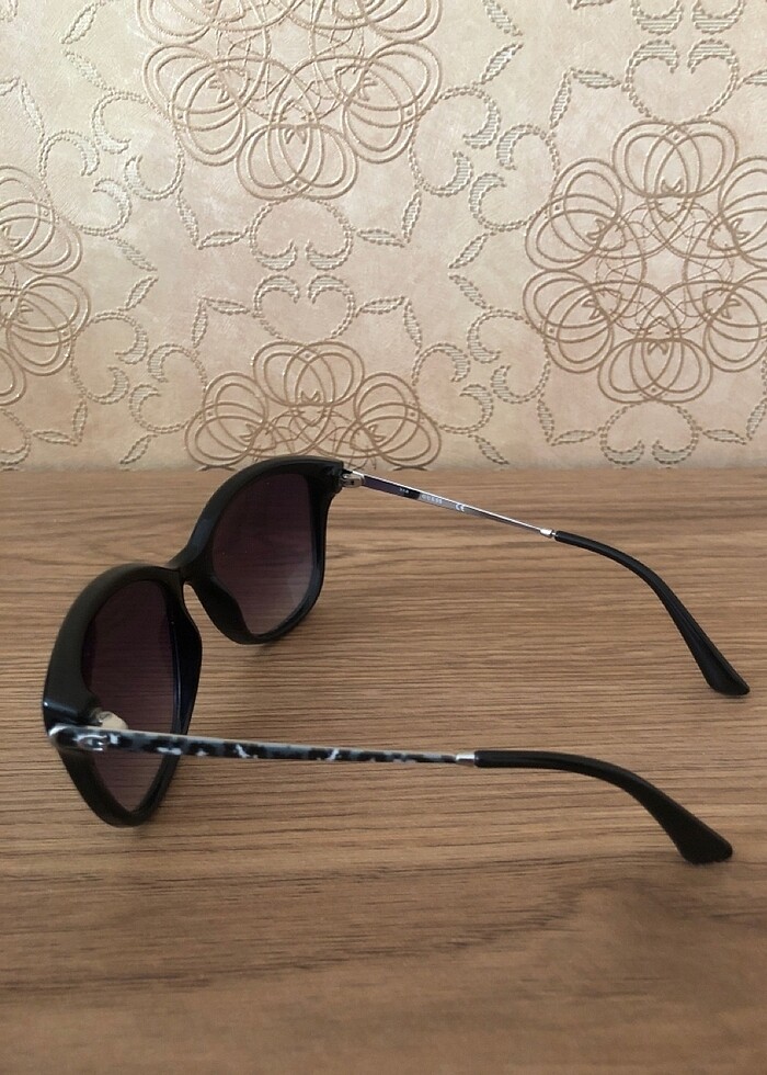 Kadın güneş gözlüğü - Görsel 2