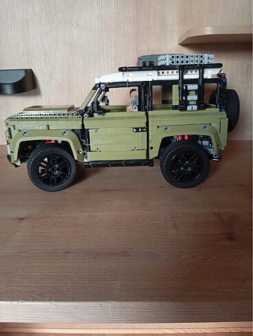  Beden Lego land rover defender