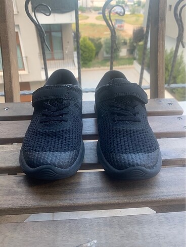 Nike spor ayakkabı