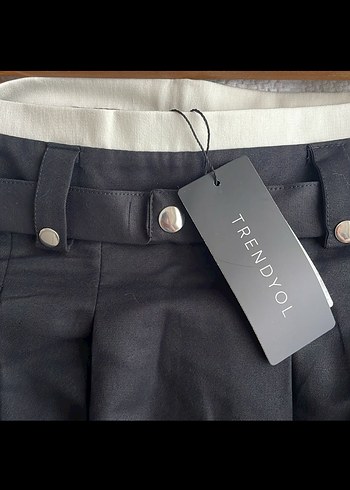 trendyol Kemerli Siyah Mini Etek - Görsel 3