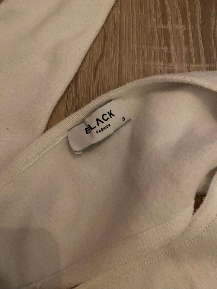 Beyaz Straplez Midi Kalem Elbise - Görsel 4