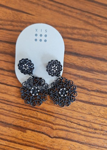 Siyah Nakışlı Mini Boncuklu Küpe