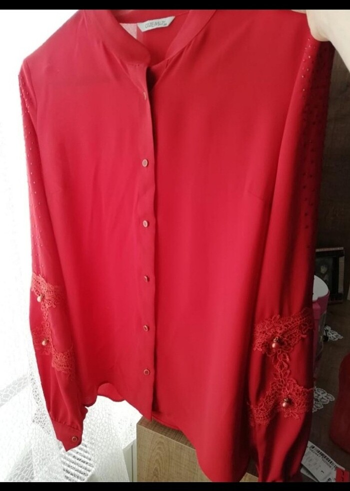 Kirmizi bluz. - Görsel 3