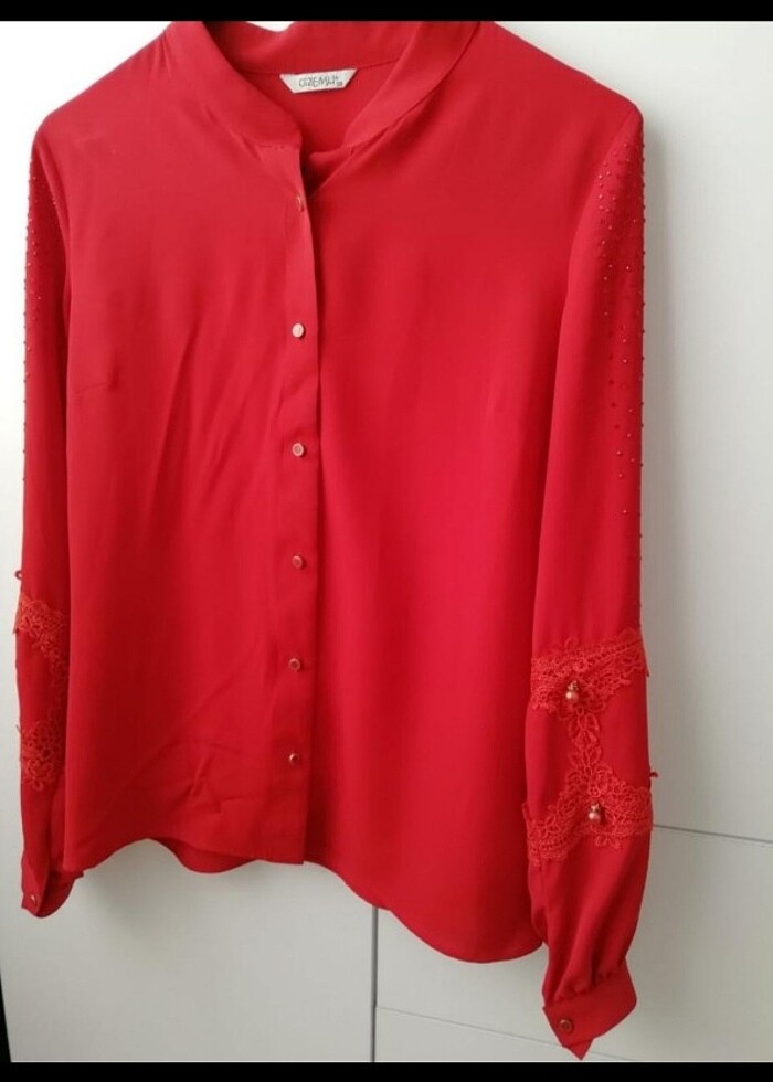 Kirmizi bluz. - Görsel 5