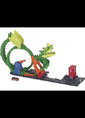 Hotwheels ejderha ile mücadele parkuru 