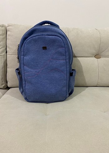 Minimalist Mavi Erkek Sırt Çantası - Görsel 2