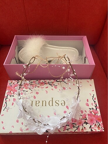 39 terlik + taç - Görsel 2