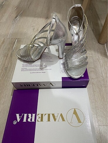 39 numara 9 cm topuk - Görsel 2