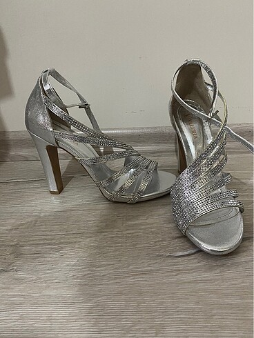 39 numara 9 cm topuk - Görsel 4