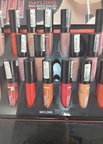 Çok Renkli Pastel Dudak Parlatıcısı - Görsel 2