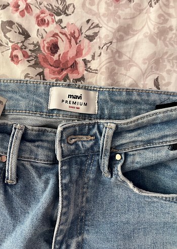 26 Beden gri Renk Mavi paris model jean
