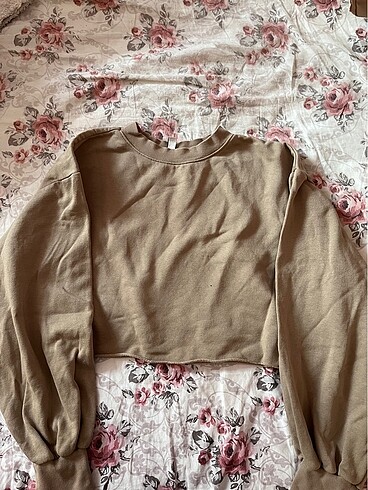 H&M sweat