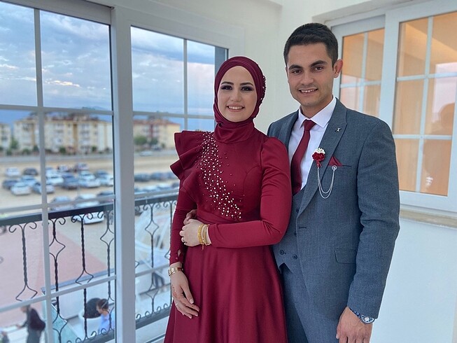 Diğer Saten bordo tesettür elbise