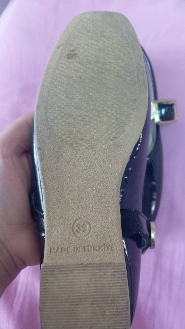 siyah tokalı babet - Görsel 3