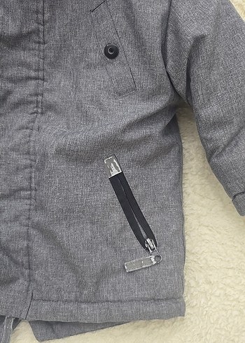 Gri Kürklü Erkek Çocuk Mont - Görsel 2