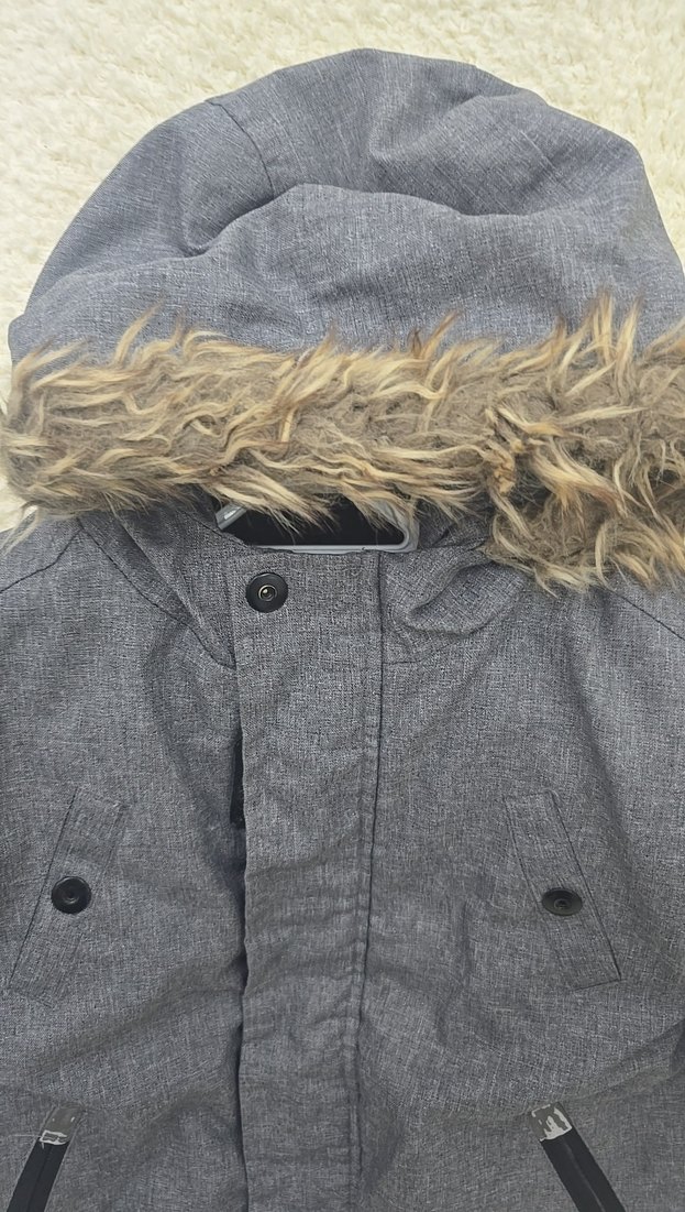 Gri Kürklü Erkek Çocuk Mont - Görsel 3