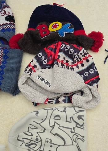 Renkli Nakışlı Örgü Çocuk Bere Modelleri - Görsel 4