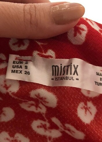 s Beden kırmızı midi boy etek