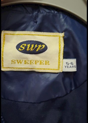 Kız Çocuk Parlak Mavi Nakışlı Fırfırlı yağmurluk - Görsel 4