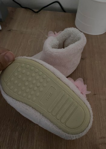 Kız Çocuk Pudra Pembesi Sıcak Ev Terliği - Görsel 3