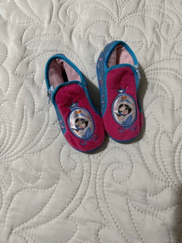 Kız Çocuk Renkli Sıcak Ev Terliği - Görsel 3