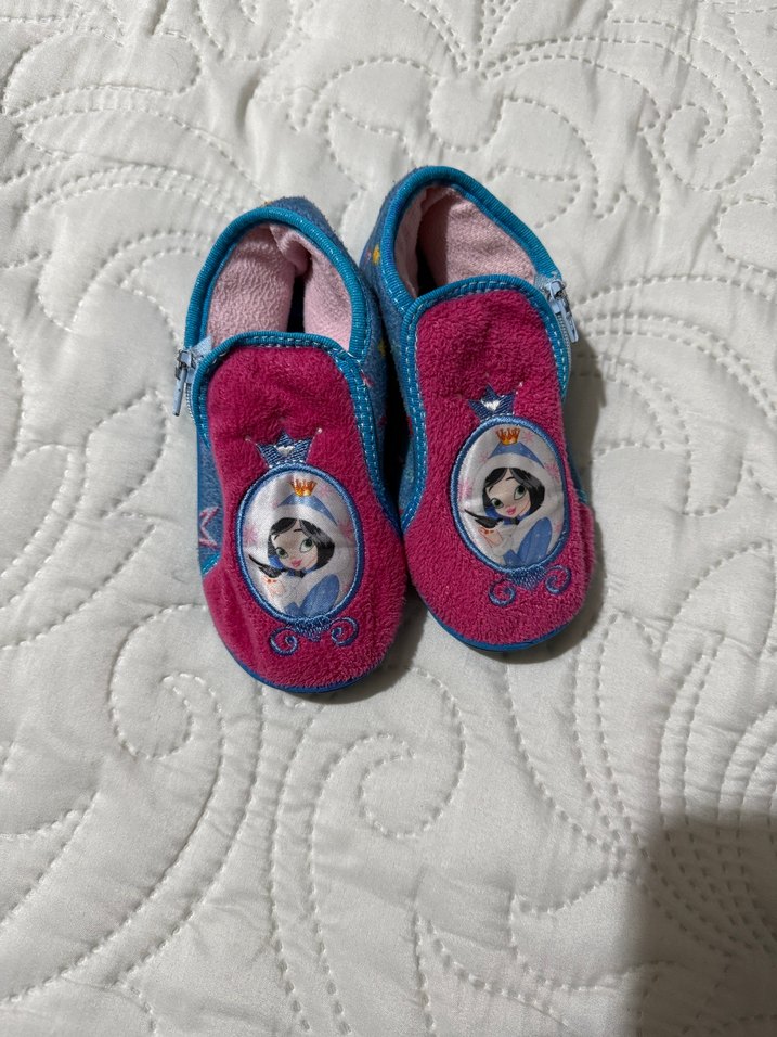 Kız Çocuk Renkli Sıcak Ev Terliği - Görsel 4