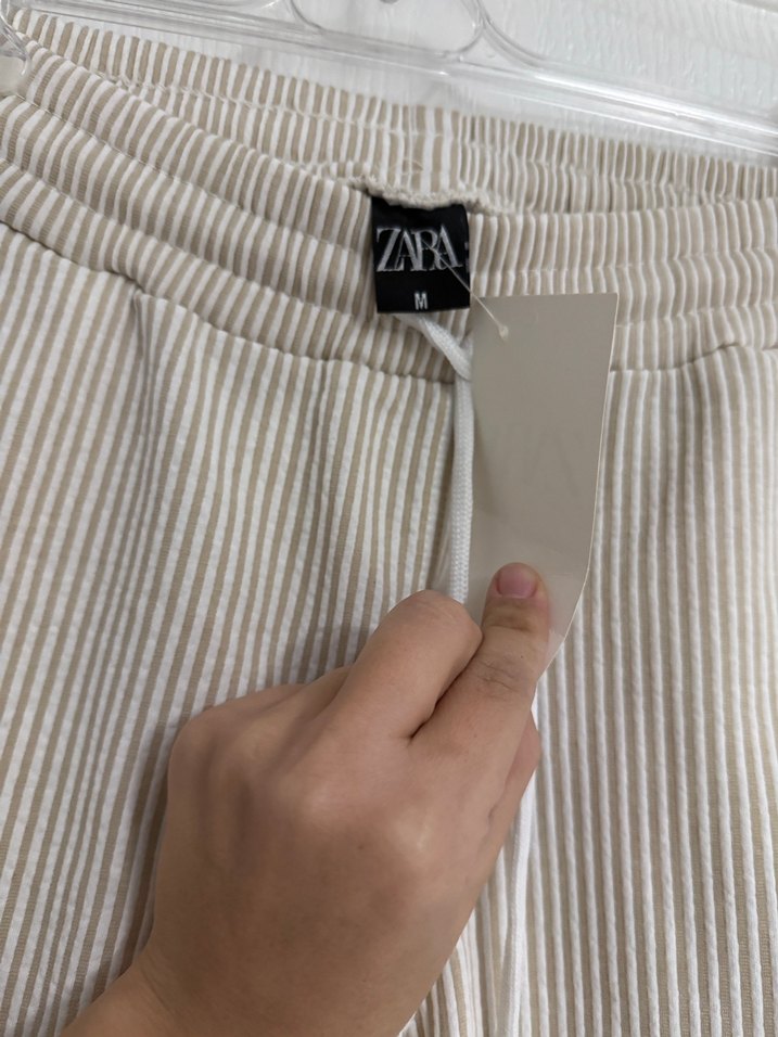 Bej Keten Pilili Kadın Bermuda Şort - Görsel 3