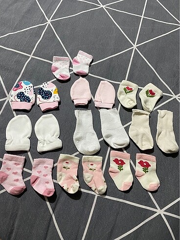 Yenidoğan çorap eldiven - Görsel 3