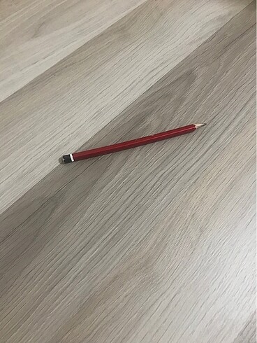 Ders kurşun kalemi