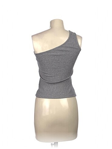 m Beden PreLoved Bluz %70 İndirimli.
