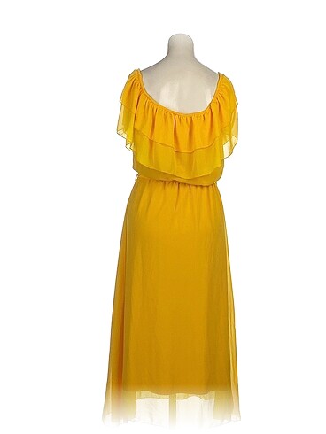 40 Beden PreLoved Uzun Elbise %70 İndirimli.