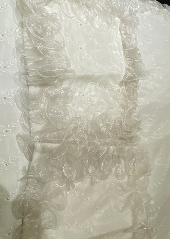 İşlemeli Beyaz Parlak Yatak Örtüsü - Görsel 4