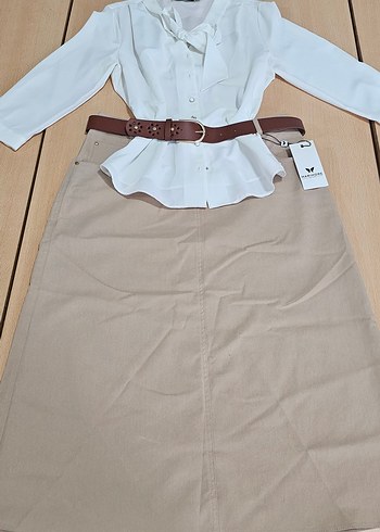 Sıfır bluz ve etek - Görsel 6