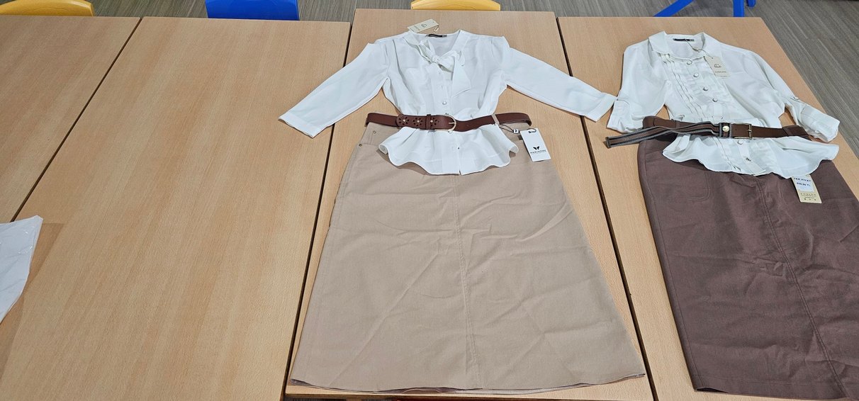 Sıfır bluz ve etek - Görsel 5