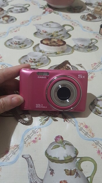 Beden Casio 16.1 megapiksel zoom lens